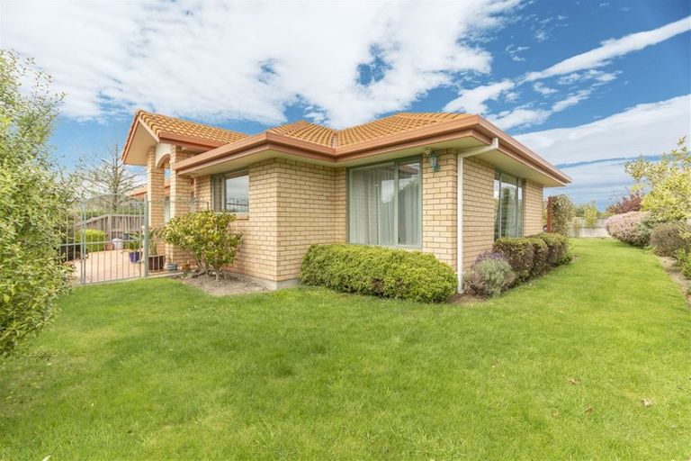 Photo of property in 7 Kinsella Crescent, Aidanfield, Christchurch, 8025