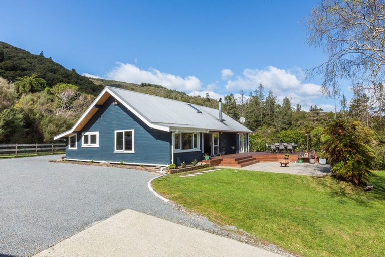 Photo of property in 1470 Akatarawa Road, Akatarawa Valley, Upper Hutt, 5372