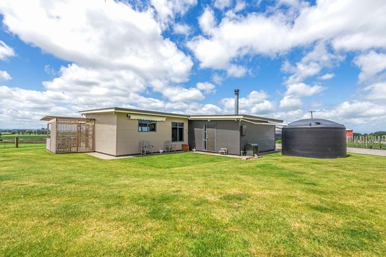 Photo of property in 47 Viles Road, Bulls, 4894