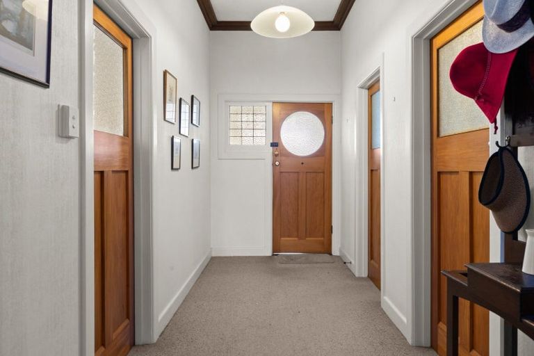 Photo of property in 46 Vigor Brown Street, Napier South, Napier, 4110