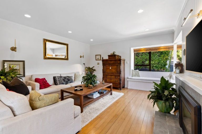 Photo of property in 85 Park Rise, Campbells Bay, Auckland, 0630