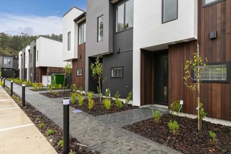 Photo of property in 3/28 Raukawa Street, Stokes Valley, Lower Hutt, 5019