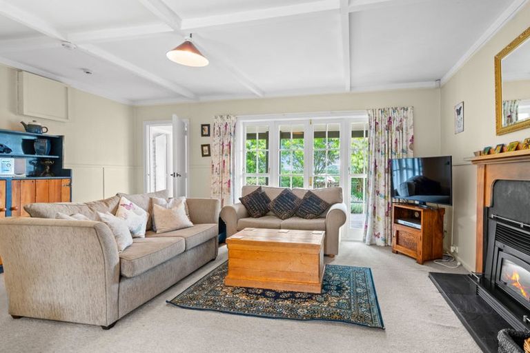 Photo of property in 52 Princess Street, Martinborough, 5711