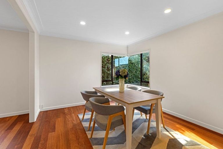 Photo of property in 2/11 Gordon Avenue, Forrest Hill, Auckland, 0620