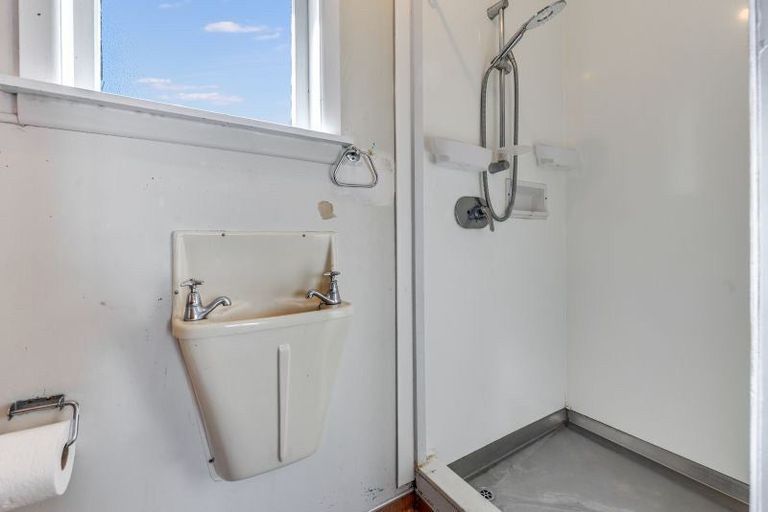 Photo of property in 42 Montgomery Crescent, Bader, Hamilton, 3206