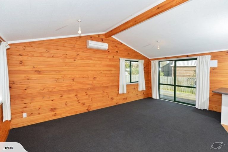 Photo of property in 5 Taotahi Walk, Ruakaka, 0116