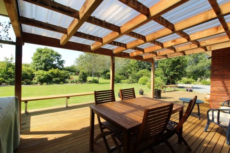 Photo of property in 93 Price Road, Winton, 9781