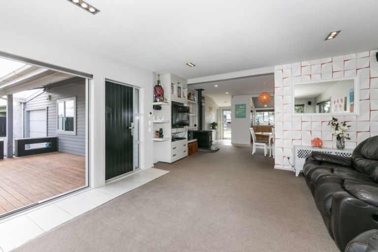 Photo of property in 3 Pukeko Place, Westshore, Napier, 4110