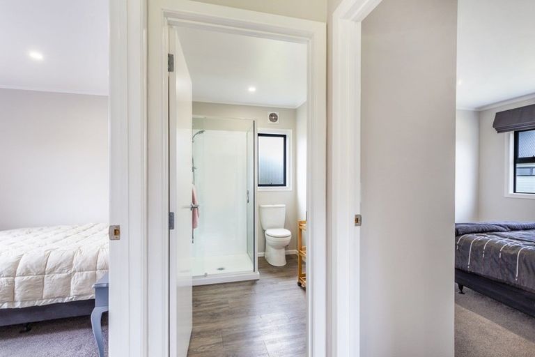 Photo of property in 810 Tukairangi Road, Acacia Bay, Taupo, 3385