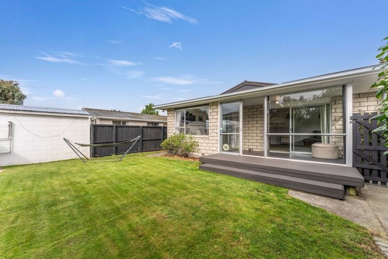 Photo of property in 20 Four Elms Place, Parklands, Christchurch, 8083