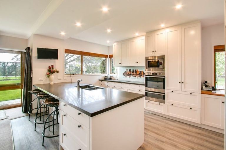 Photo of property in 77 Algernon Road, Longlands, Hastings, 4172