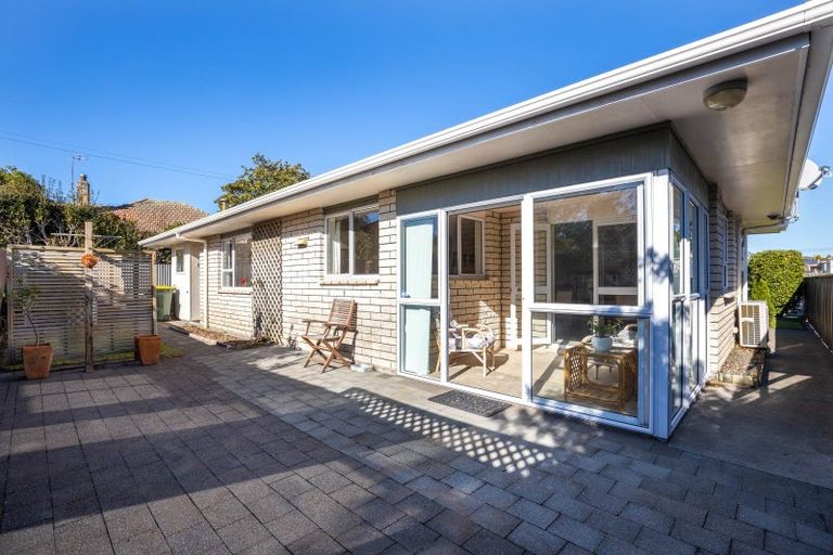 Photo of property in 1 Wrantage Street, Westown, New Plymouth, 4310