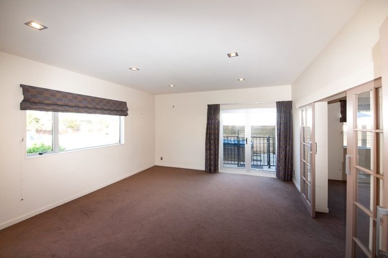 Photo of property in 3 Sedgley Grove, Churton Park, Wellington, 6037