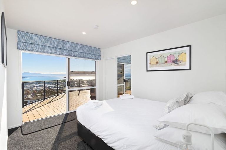 Photo of property in 52 Coster Street, Enner Glynn, Nelson, 7011