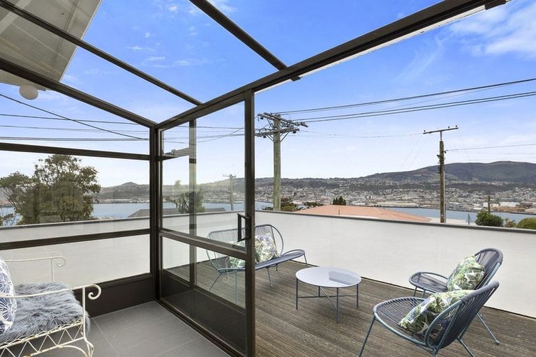 Photo of property in 15 Shandon Road, Vauxhall, Dunedin, 9013