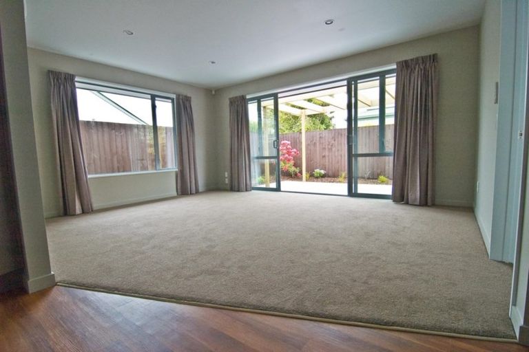 Photo of property in 84c Poulson Street, Addington, Christchurch, 8024