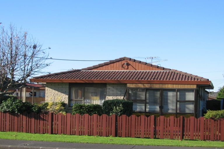 Photo of property in 129a Centreway Road, Orewa, 0931