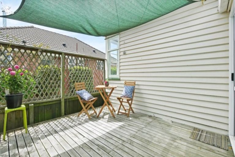 Photo of property in 2/10 Hillier Place, Spreydon, Christchurch, 8024