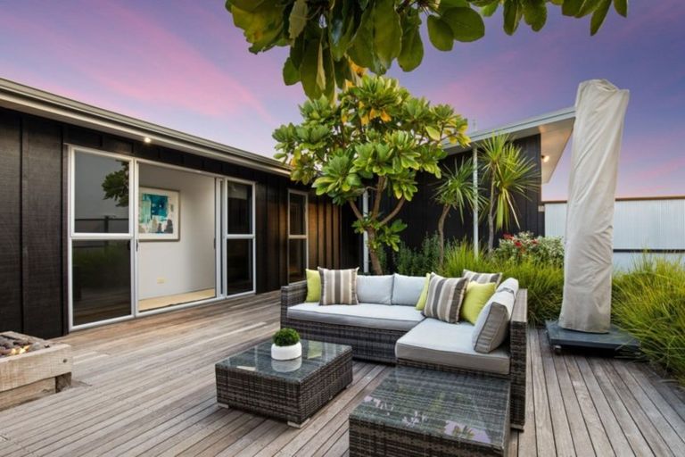 Photo of property in 11 Tuna Place, Omaha, 0986