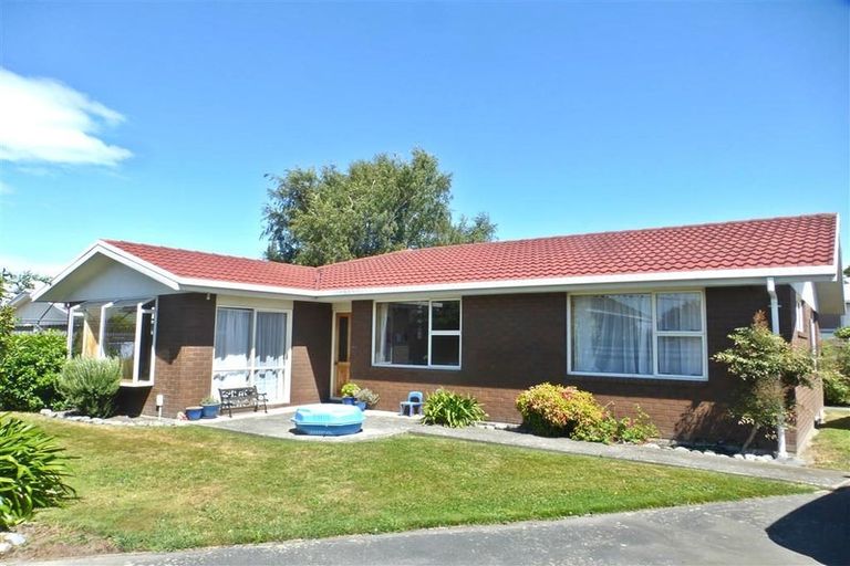 Photo of property in 2/47 Santa Rosa Avenue, Halswell, Christchurch, 8025