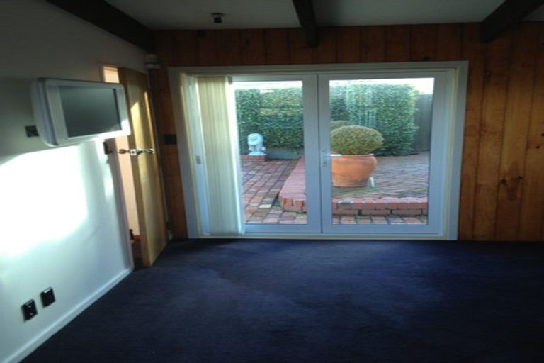 Photo of property in 37 Mulberry Street, Maungaraki, Lower Hutt, 5010