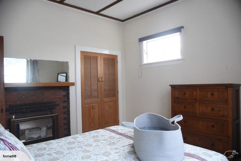 Photo of property in 35 Konini Street, Tawhero, Whanganui, 4501