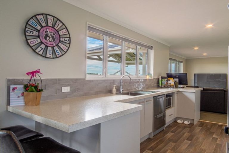 Photo of property in 122e Powdrell Road, Thornton, Whakatane, 3193