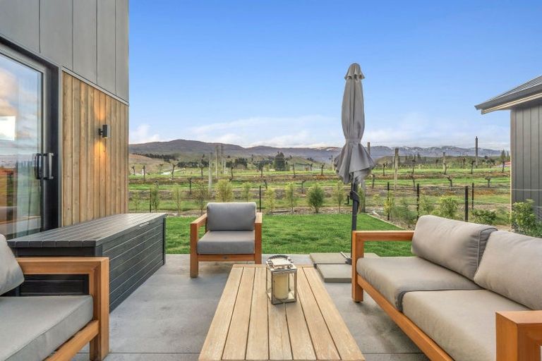 Photo of property in 95 Wooing Tree Avenue, Cromwell, 9310