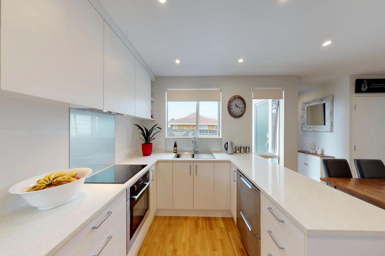 Photo of property in 24a Bunnythorpe Road, Papakura, 2110