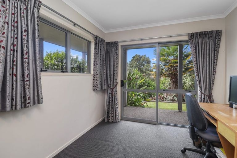 Photo of property in 39 Homestead Place, Welcome Bay, Tauranga, 3112