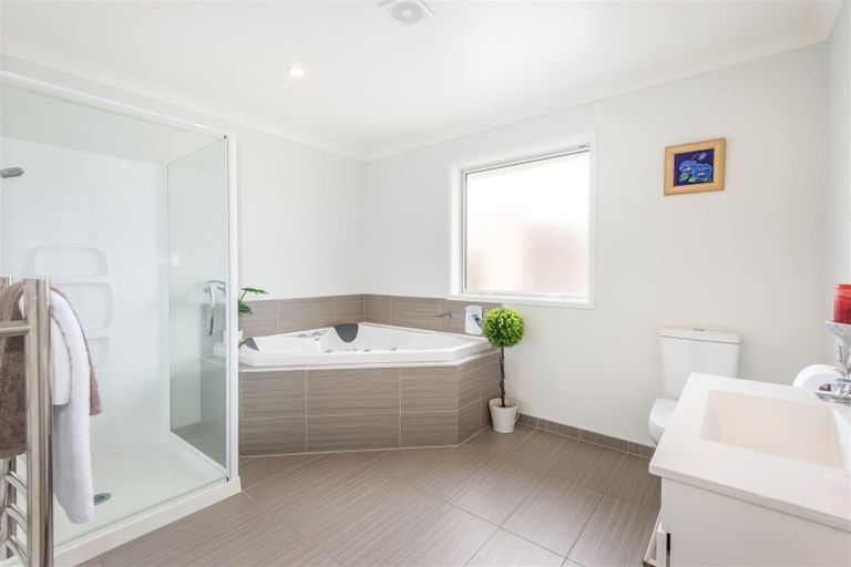 Photo of property in 2 Thornton Close, Leithfield, Amberley, 7481