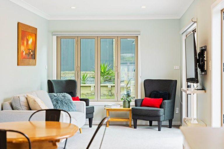 Photo of property in 50 Seaview Road, Paraparaumu Beach, Paraparaumu, 5032