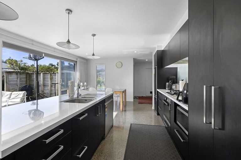 Photo of property in 38 Cyrus Street, Whalers Gate, New Plymouth, 4310