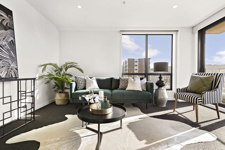 Photo of property in Alpha Apartments, 703/4 Elizabeth Street, Mount Victoria, Wellington, 6011