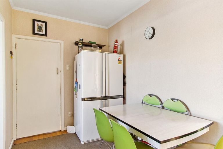 Photo of property in 53 Rhodes Street, Waimate, 7924