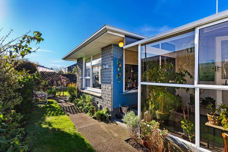 Photo of property in 2/47 Dunn Street, Somerfield, Christchurch, 8024