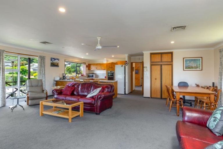 Photo of property in 12 Matai Place, Waikawa, Picton, 7220