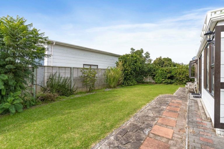 Photo of property in 106 Everitt Crescent, Whangamata, 3620