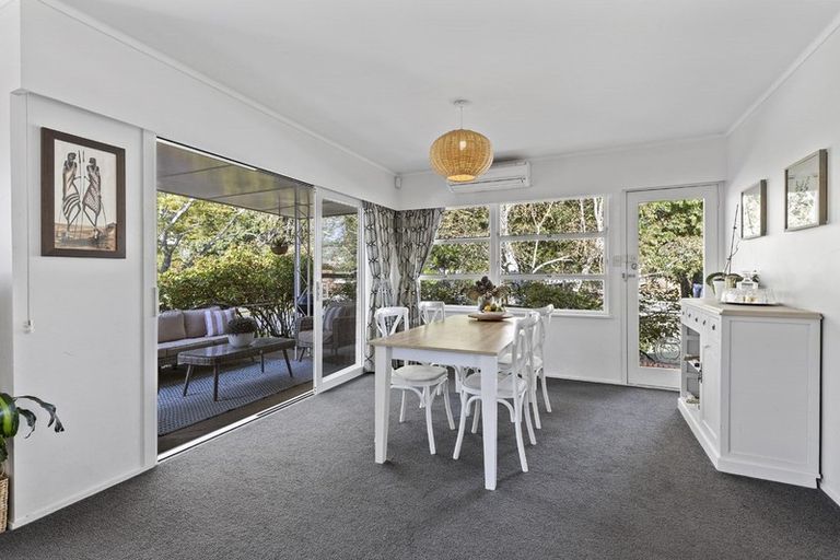 Photo of property in 11 Walpole Avenue, Hillpark, Auckland, 2102