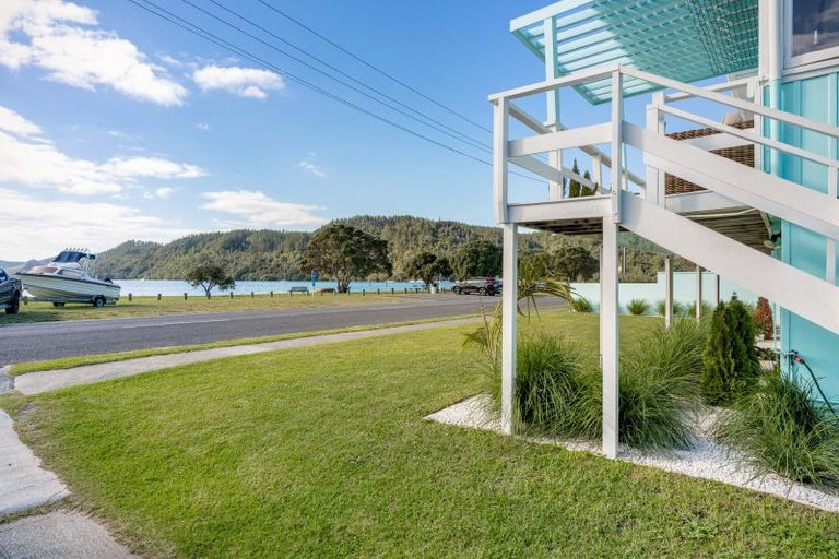 Photo of property in 611 Beach Road, Whangamata, 3620
