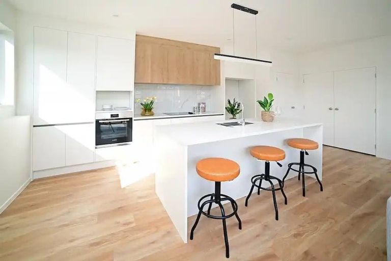 Photo of property in 3/29 Tudor Road, Henderson, Auckland, 0610