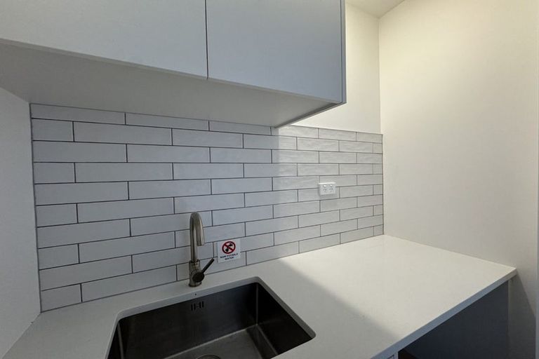 Photo of property in 202c Henwood Road, Westgate, 0814