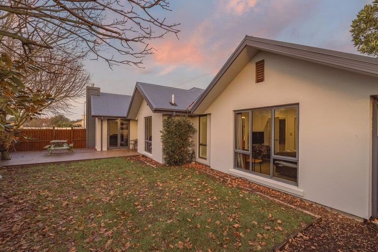 Photo of property in 5 Excalibur Place, Burwood, Christchurch, 8083