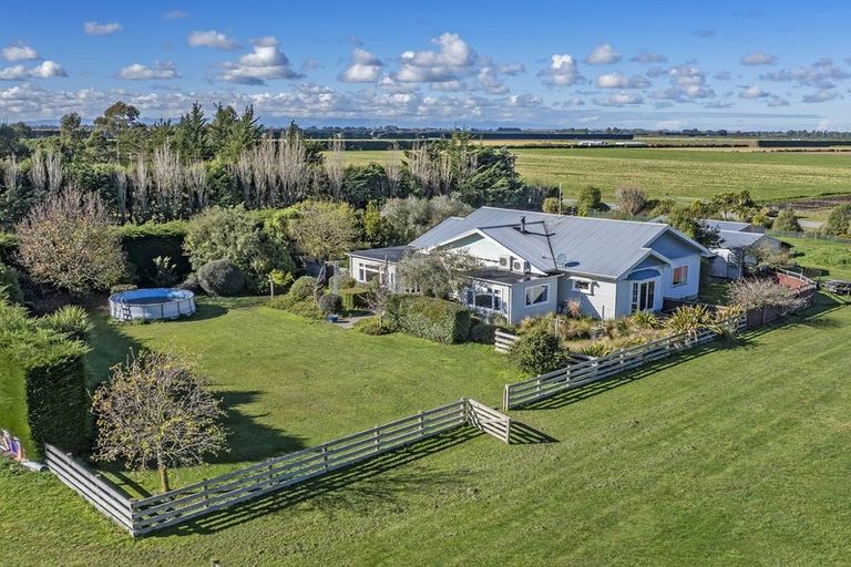 Photo of property in 112 Irvines Road, Dunsandel, Leeston, 7682