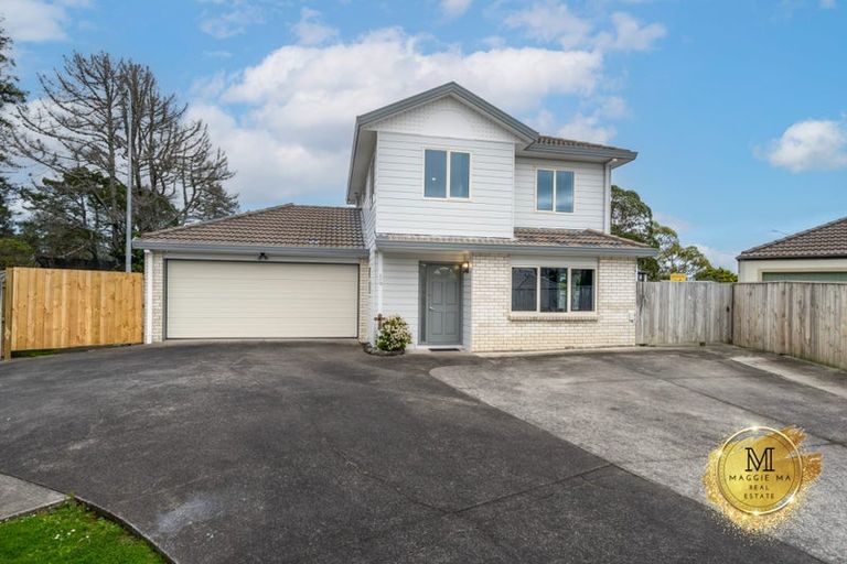 Photo of property in 1/12 Marbeth Court, Botany Downs, Auckland, 2010