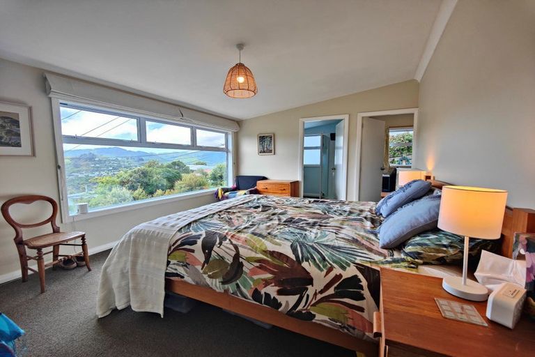 Photo of property in 22 Huntingdon Street, Northland, Wellington, 6012