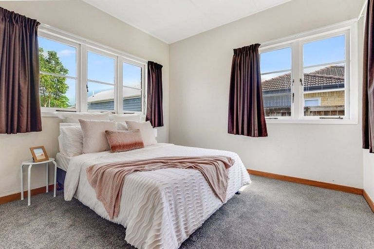 Photo of property in 5 Winter Street, Fairfield, Hamilton, 3214