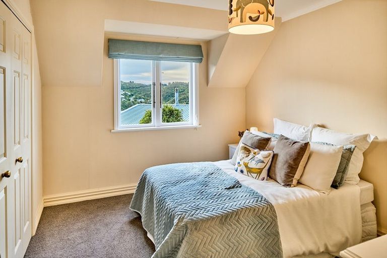 Photo of property in 13 Ramsey Place, Karori, Wellington, 6012