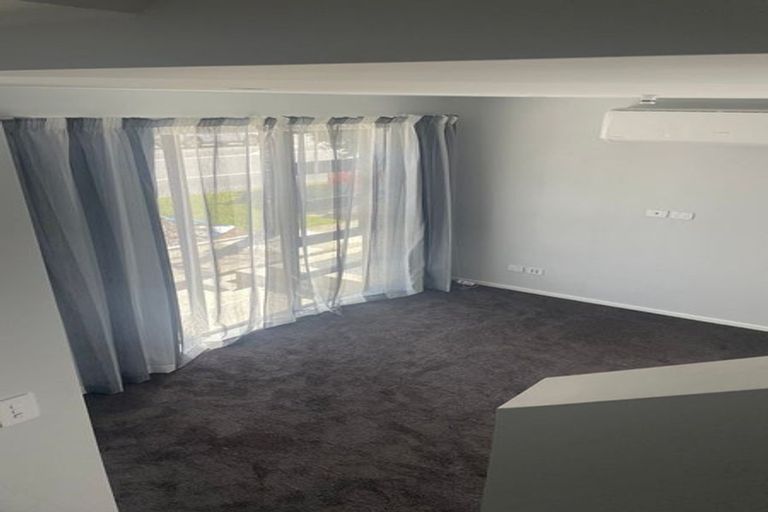 Photo of property in 128a Randwick Road, Moera, Lower Hutt, 5010