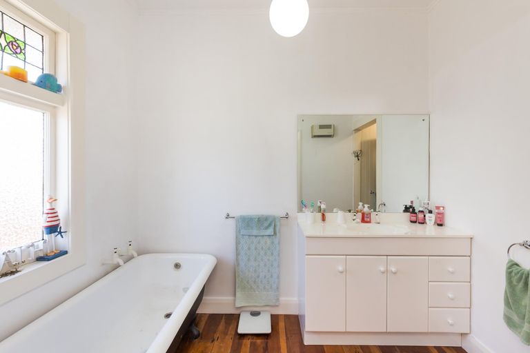 Photo of property in 74 Denbigh Street, Feilding, 4702